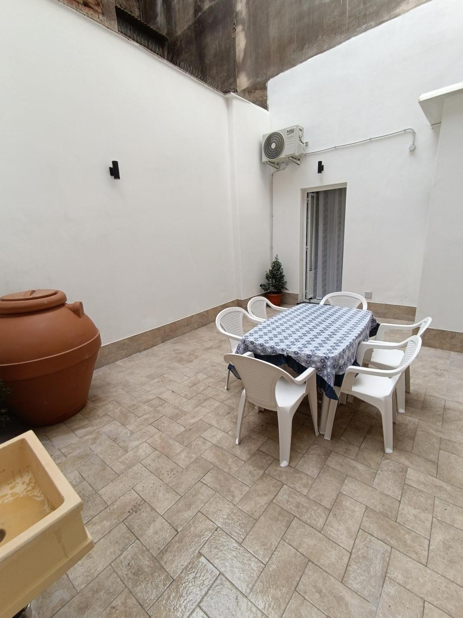 Terrazzo Garibaldi Holiday Home Catania Exterior photo