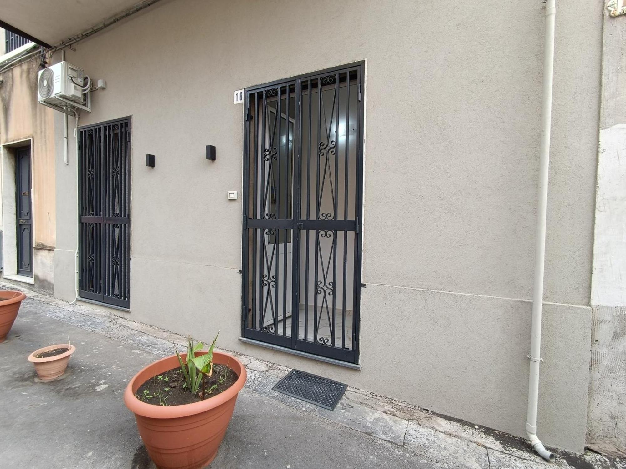 Terrazzo Garibaldi Holiday Home Catania Exterior photo